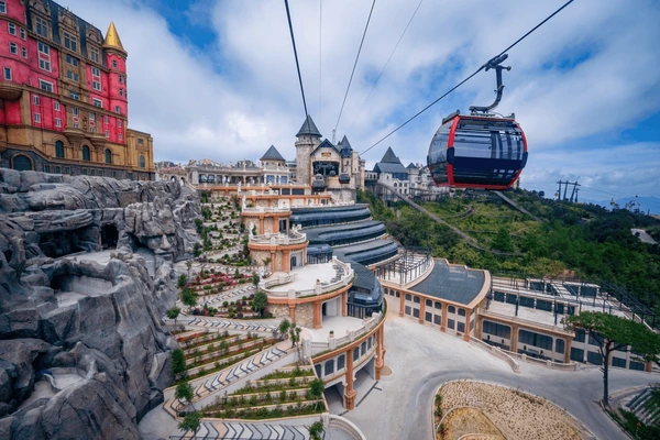 Cable-Car-over-lush-valleys